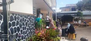 Gebrakan Kades Suliono: 2.611 KK di Tulungrejo Terima Paket Sembako dari Hasil PAD Desa