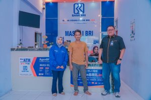 Transaksi Rp3 Miliar per Bulan, BRILink Agen Mas Eli Bukti Nyata Ekonomi Kerakyatan Tumbuh di Situbondo