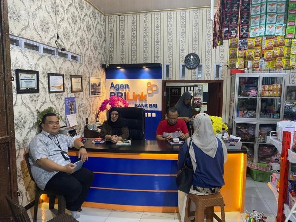 Kisah Sukses Agen BRILink Madiun: Nuraini Raup Rp691 Juta Transaksi per Hari